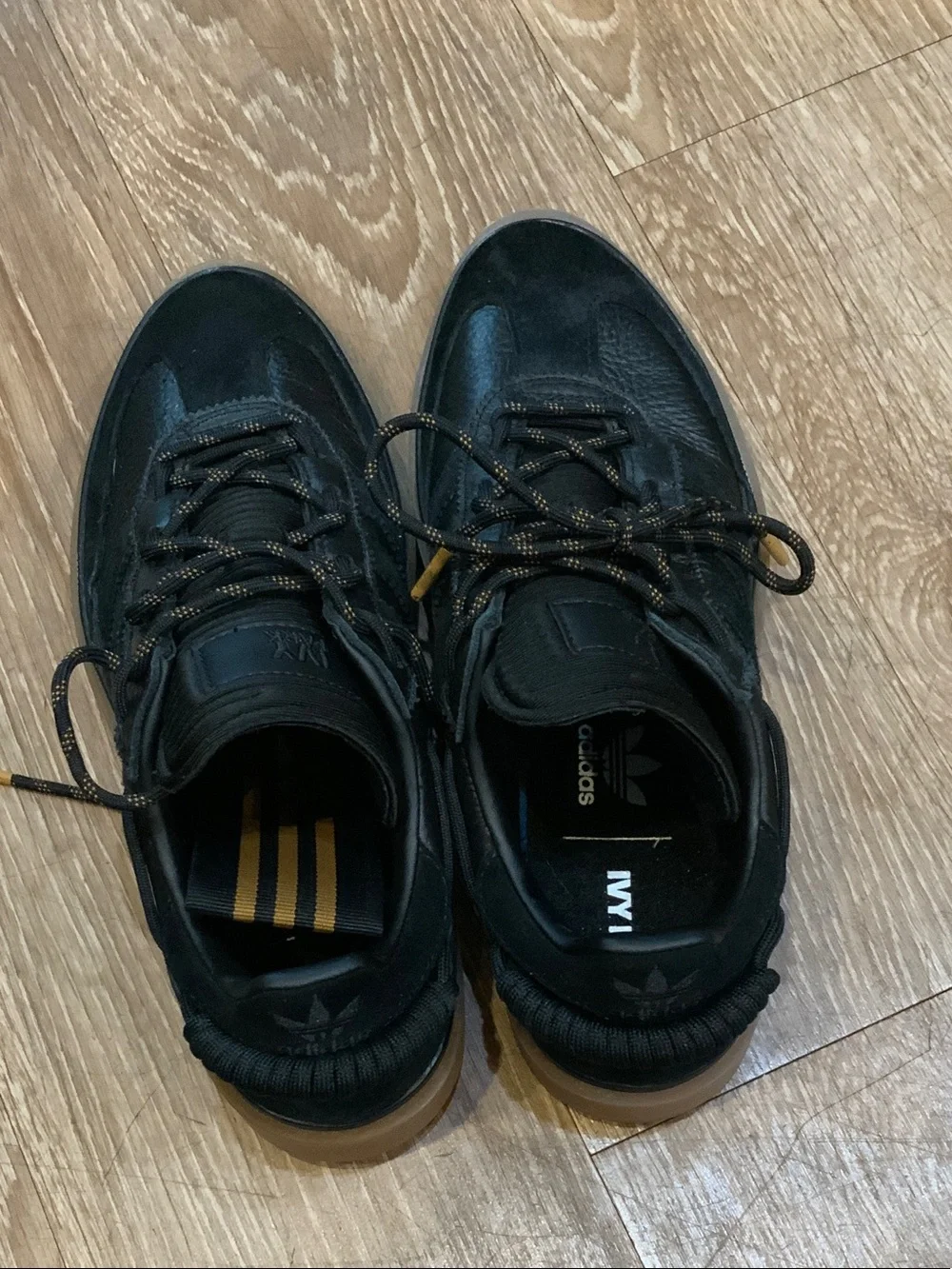 IVY PARK Black and Gum Low-Top Sneakers